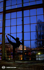 And Principal Dancer Chelsea Cai warms up at the BFM theater, which is on Geneva's Rhône River. (photo by projectionist Annie Li)
