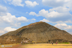 Touring Company was also outside the United States this week, performing in Mexico. (photo by dancer Kaidi Wu)
