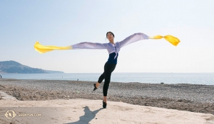 And before heading to the second city, Aix-en-Provence, the company enjoyed a peaceful morning on the French Riviera. Dancer Stephanie Guo. (Photo by dancer Lily Wang)
