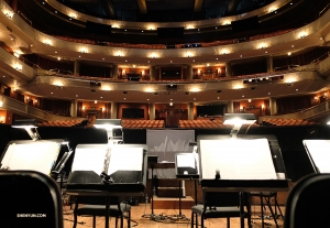 Shen Yun Global Company ierodas skaistajā Ordvejas skatuves mākslas centrā Sentpolā, Minesota. (Foto: vijolniece Karena Čeņa)
